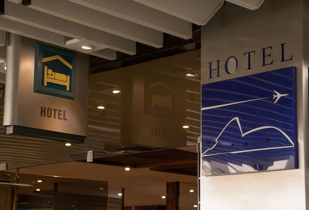 Hotel Rio Aeroporto Galeao 4*